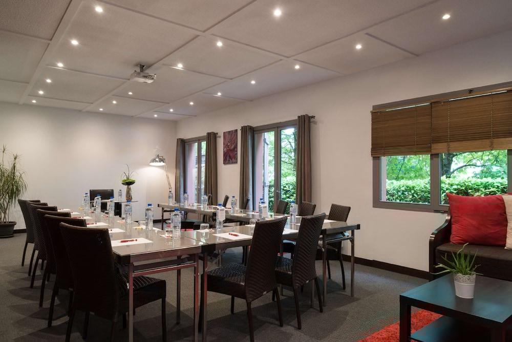 Sure Hotel By Best Western Biarritz Aeroport Экстерьер фото